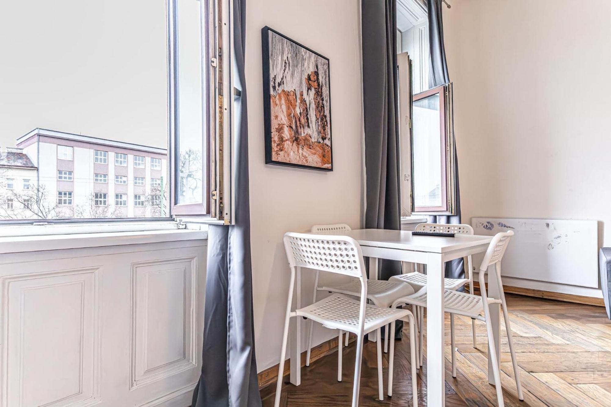 Gorgeous 1Br Apt Near Akh Hospital Вена Экстерьер фото