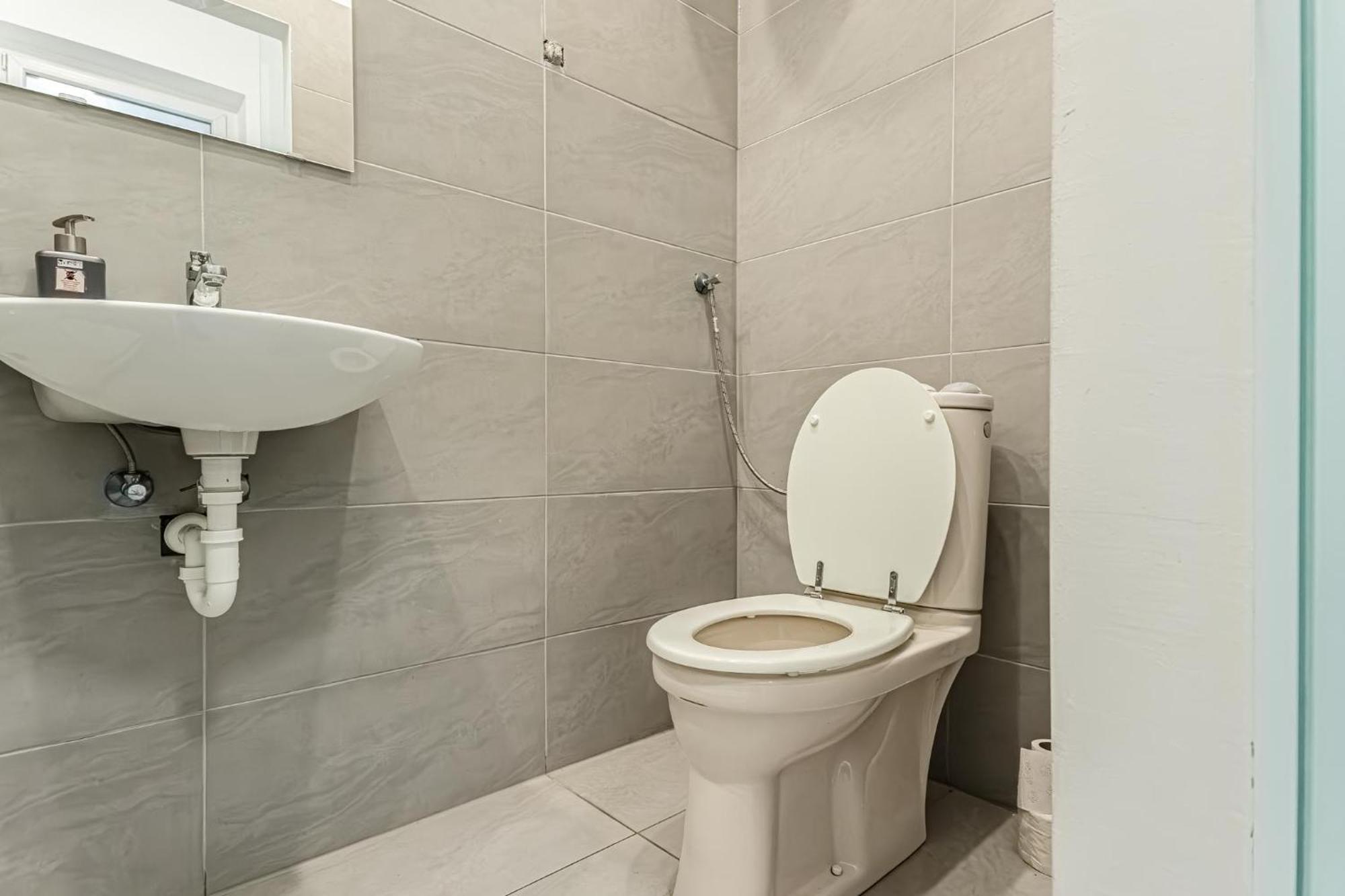 Gorgeous 1Br Apt Near Akh Hospital Вена Экстерьер фото