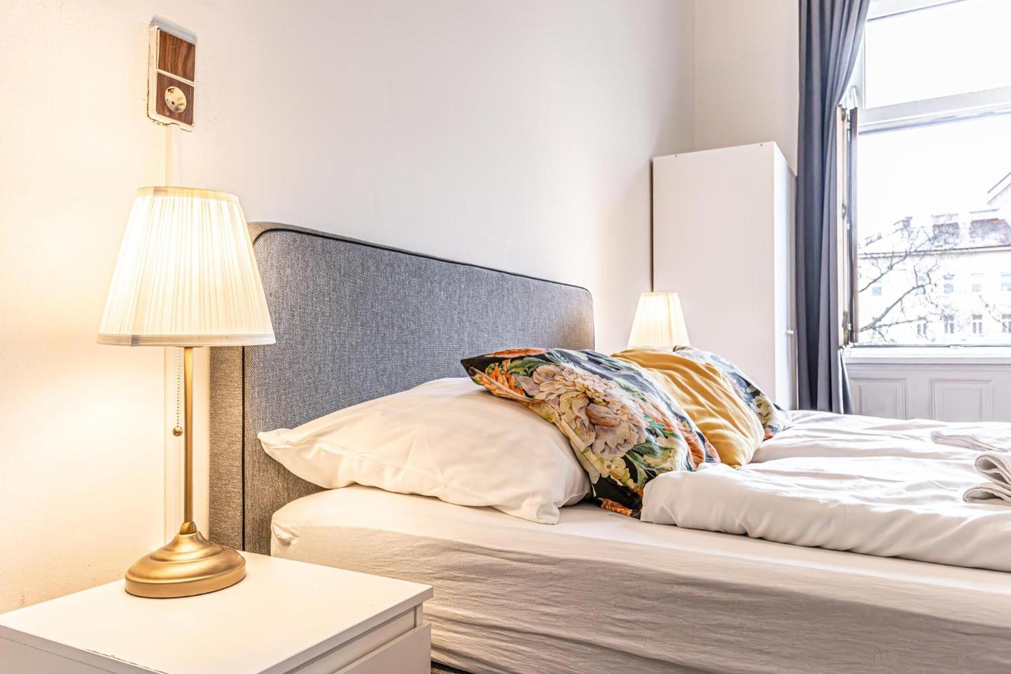 Gorgeous 1Br Apt Near Akh Hospital Вена Экстерьер фото