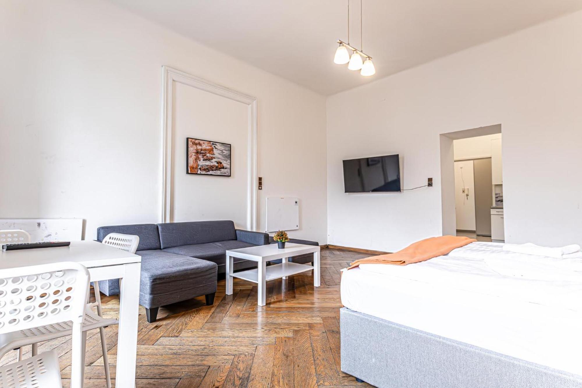 Gorgeous 1Br Apt Near Akh Hospital Вена Экстерьер фото
